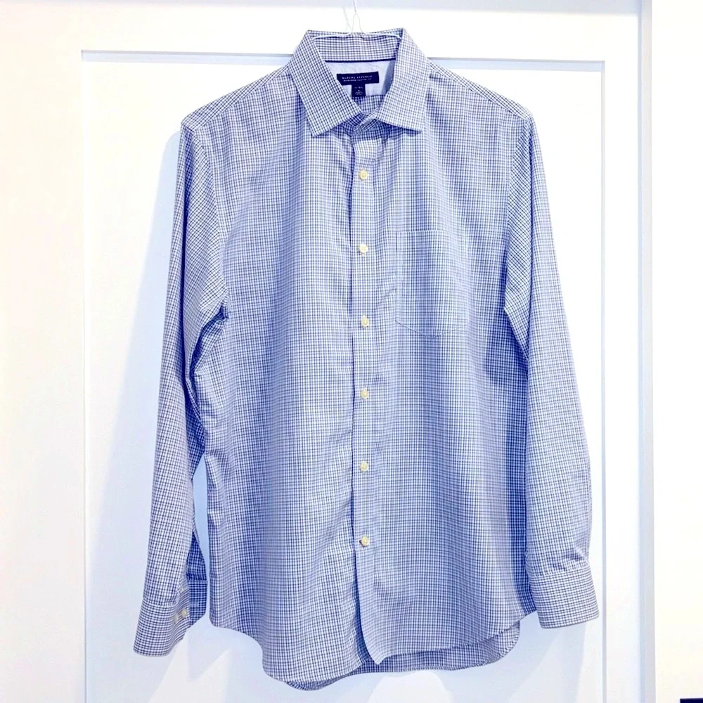 BANANA REPUBLIC 100% COTTON CLASSIC FIT NON IRON DRESS SHIRT men size 15,5 NWOT